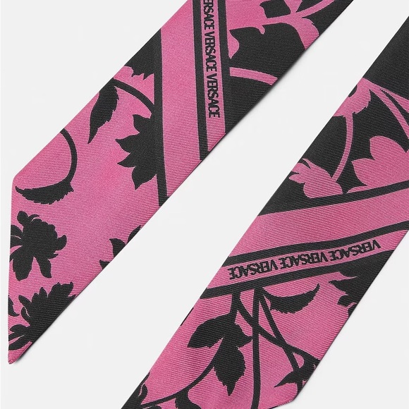 NWT Versace Floral Silhouette Silk Scarf Tie - Picture 2 of 9